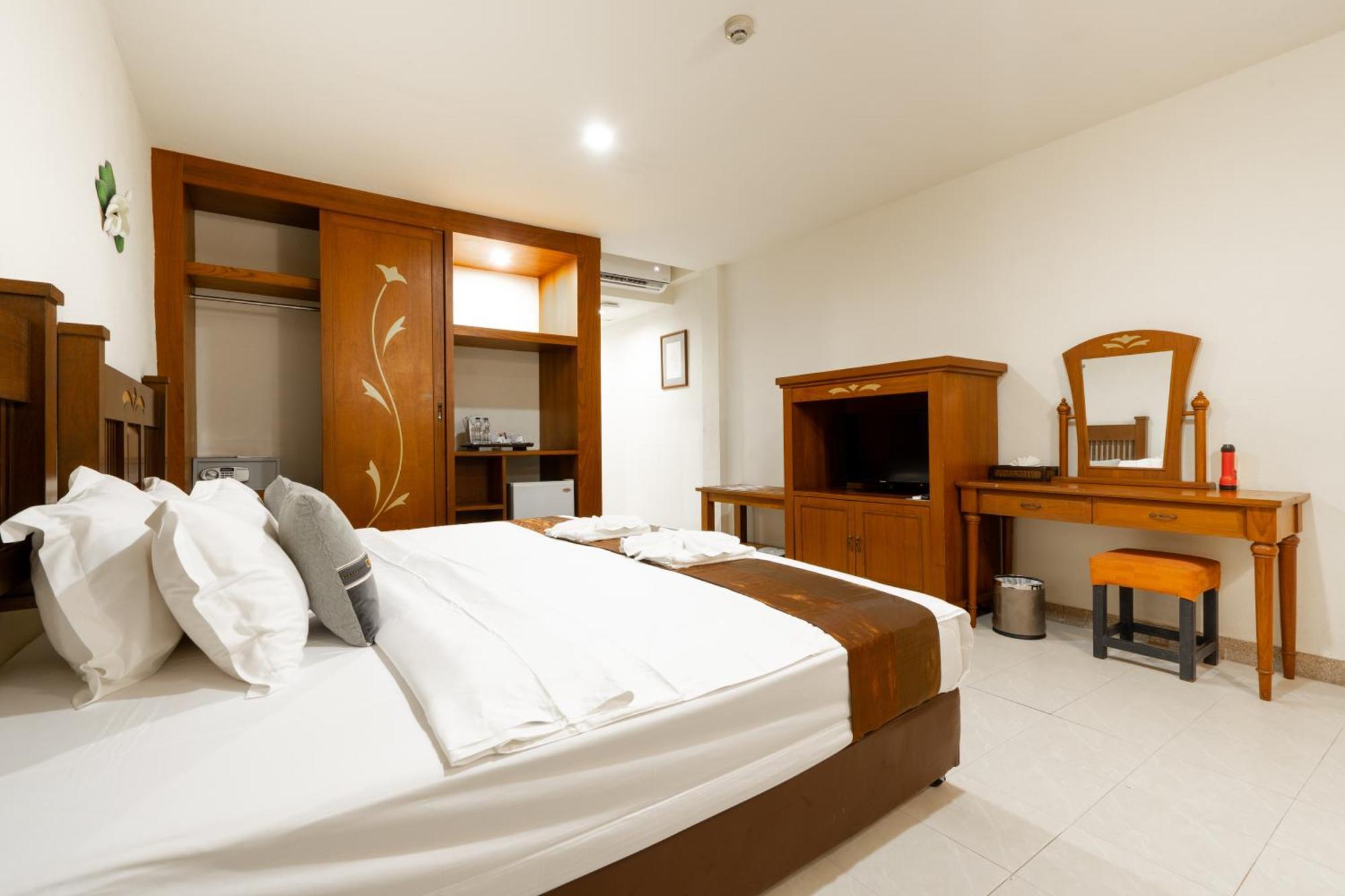 Phuket Leelavadee Hua Ting Resort Patong Экстерьер фото